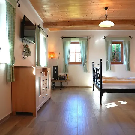 Die Steirakeischn Ferienhaus *