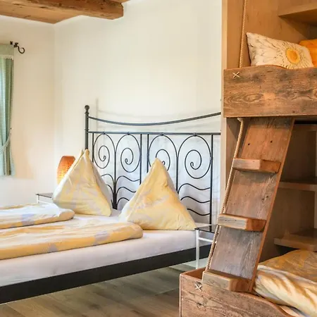 Steirakeischn בית נופש