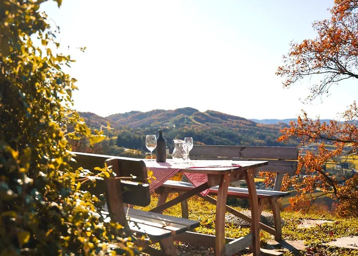 Steirakeischn Holiday home *