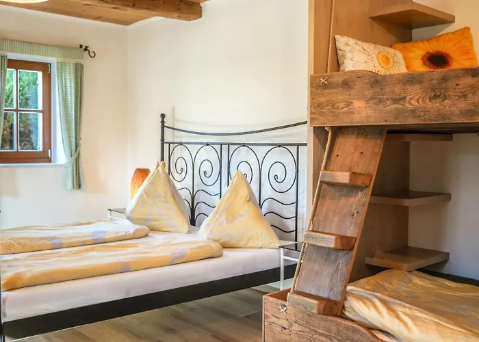 Steirakeischn Holiday home